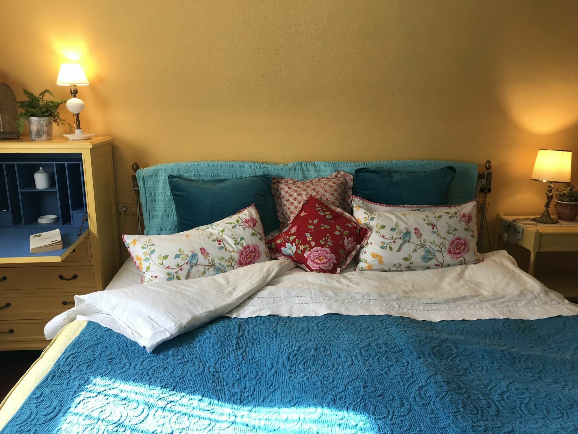 Far Out Inn San Sebastian Ngoại thất bức ảnh